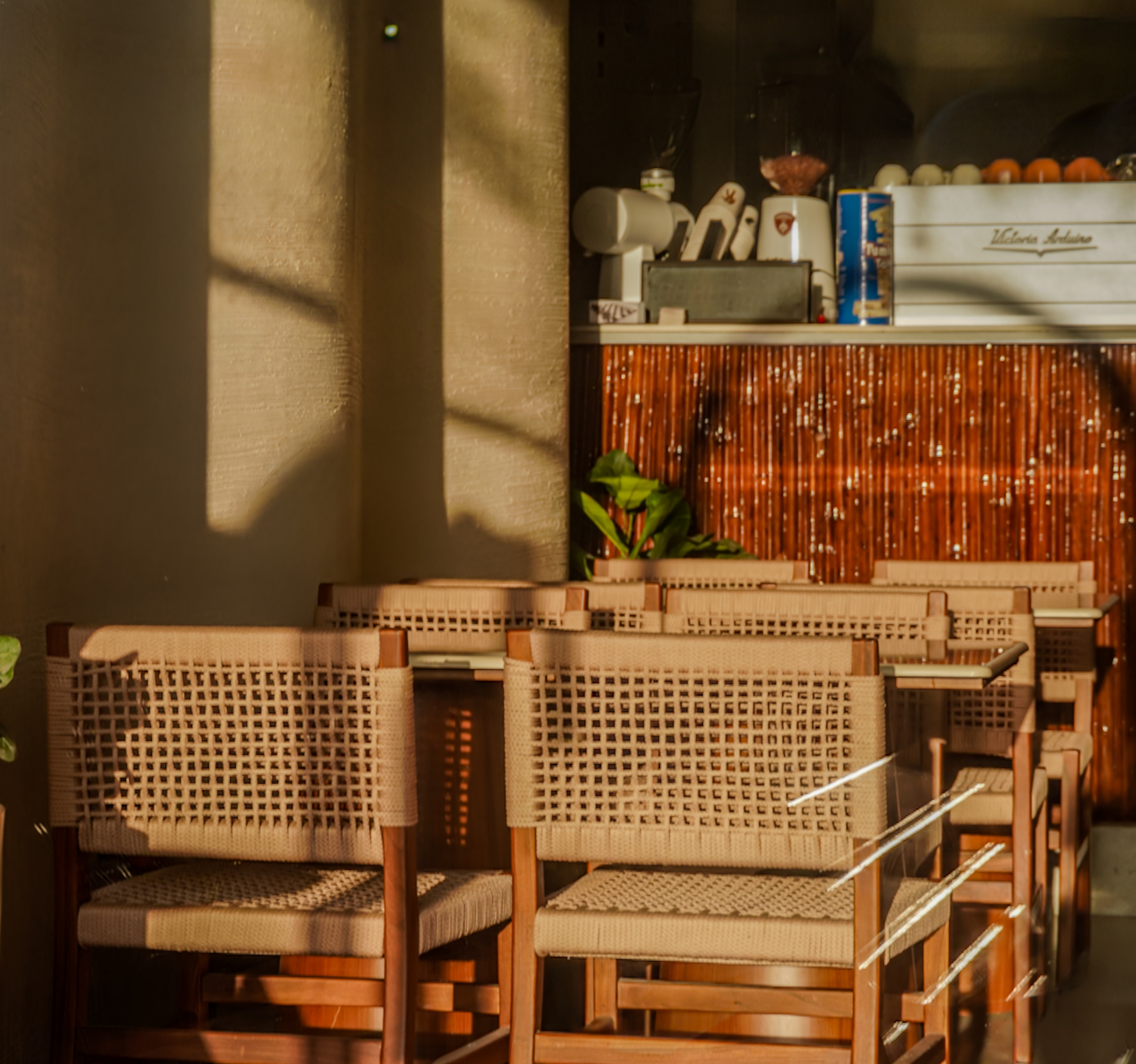 Tan Coffee – Amolik Plaza
