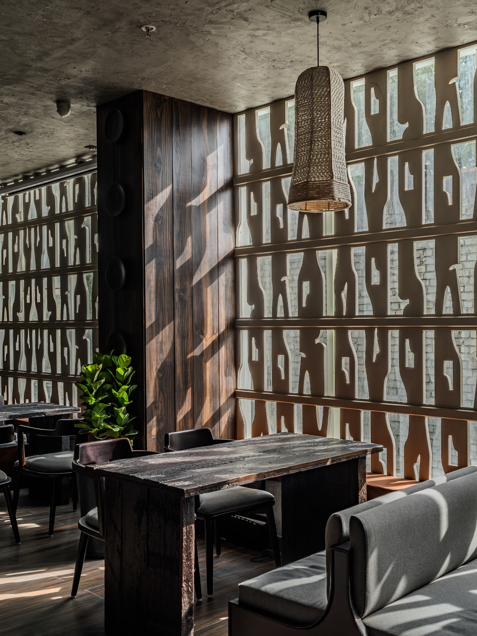 Tan Coffee – Moti Nagar