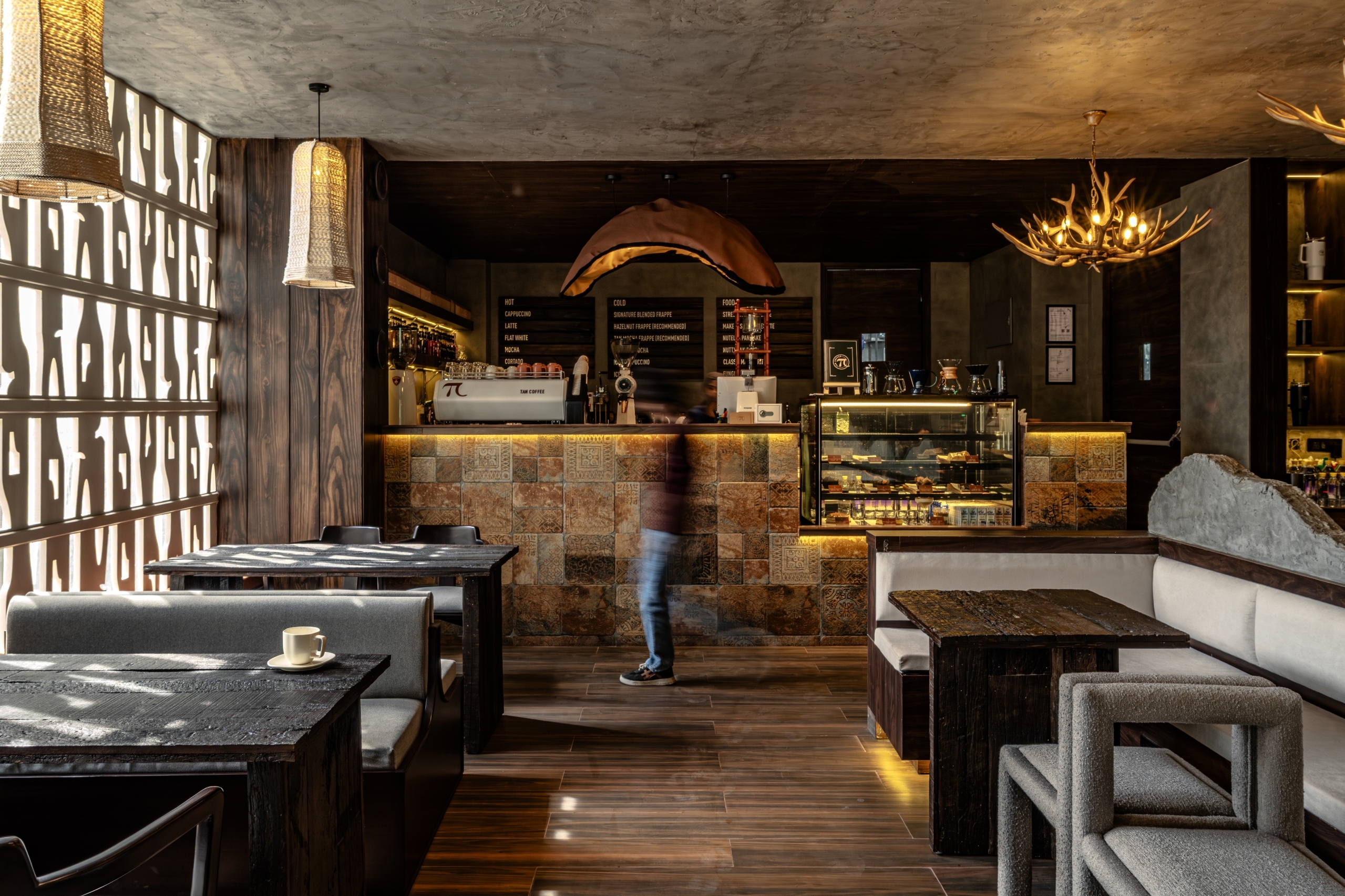Tan Coffee – Moti Nagar