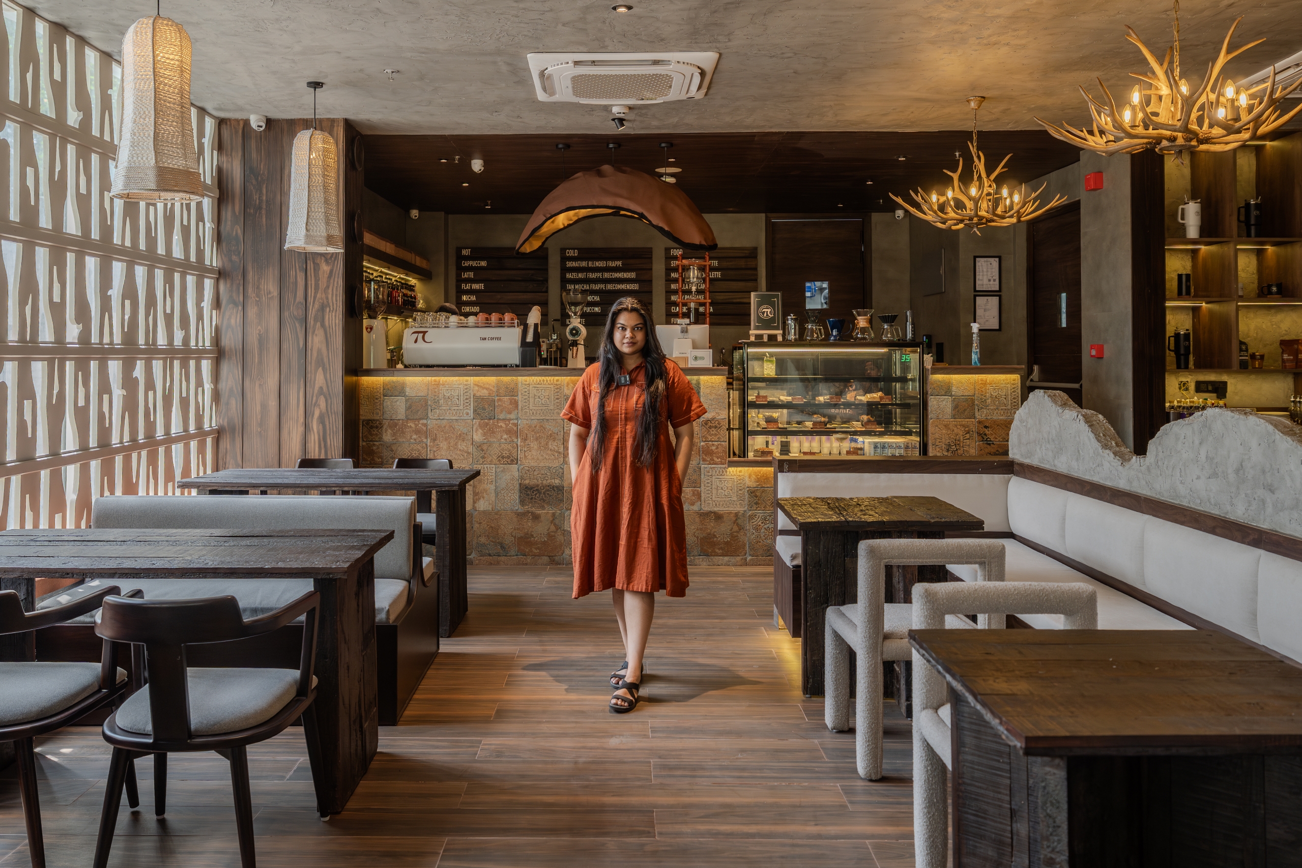 Tan Coffee – Moti Nagar
