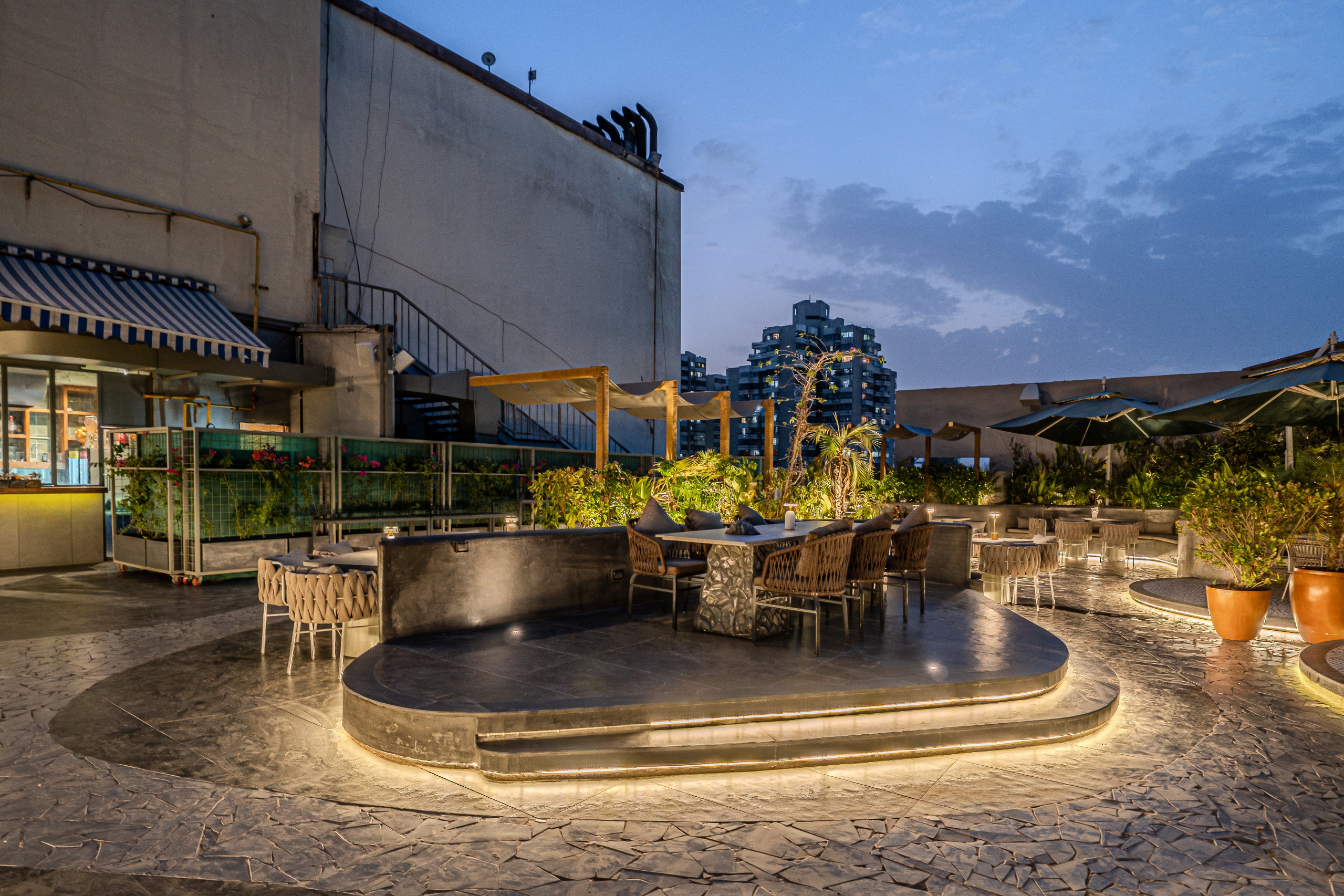 Cafe Delhi Heights – Gurgaon