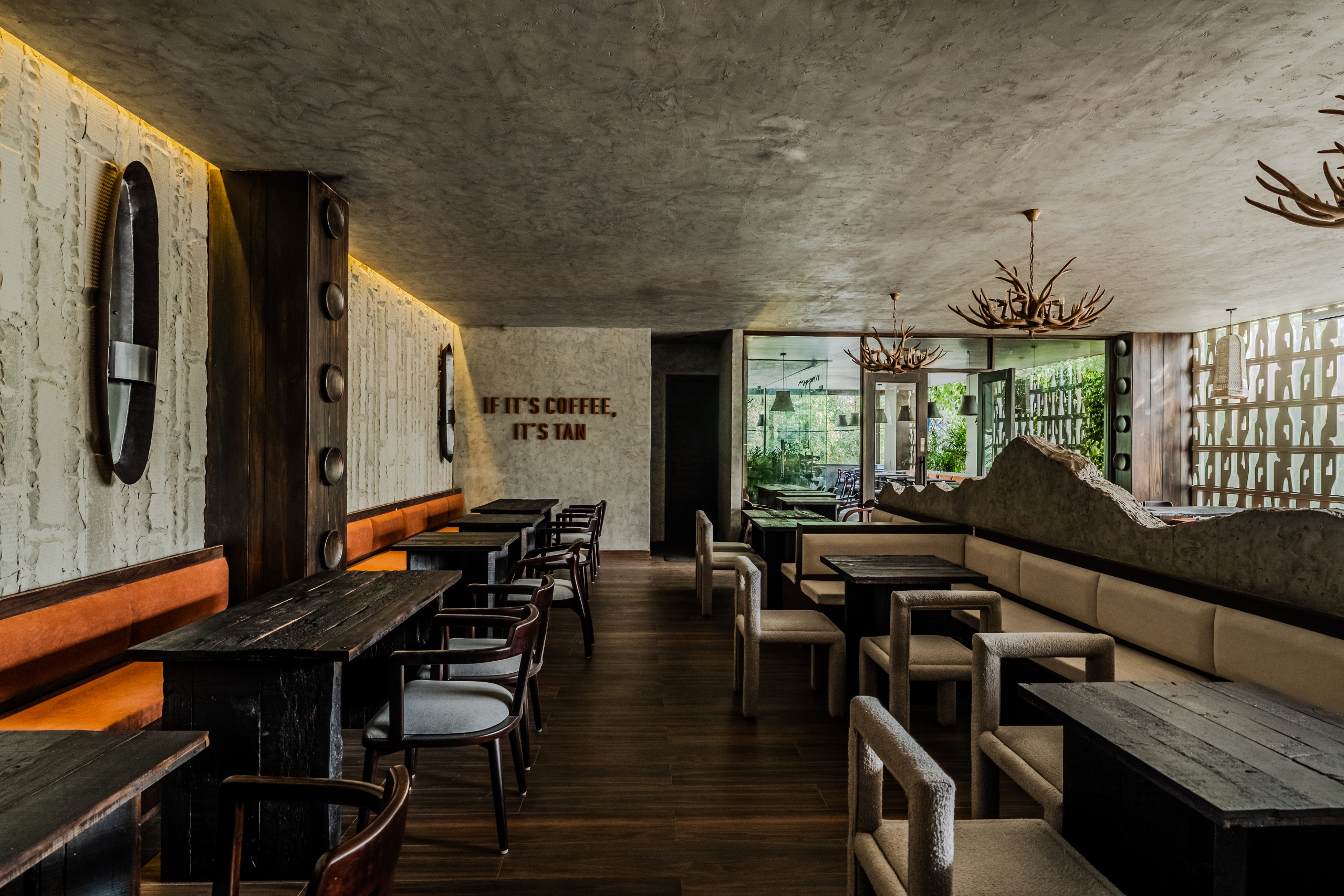 Tan Coffee – Moti Nagar