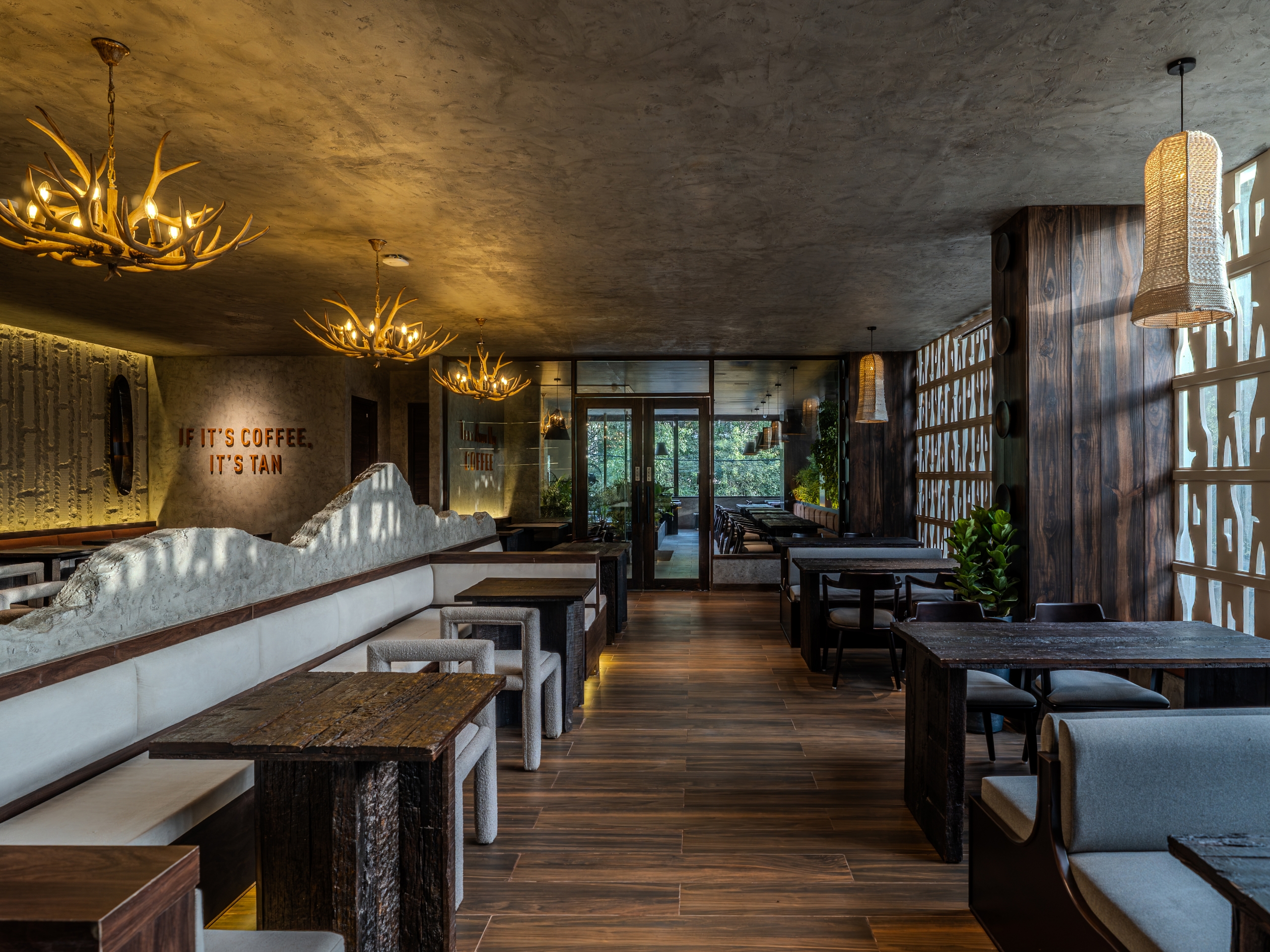 Tan Coffee – Moti Nagar