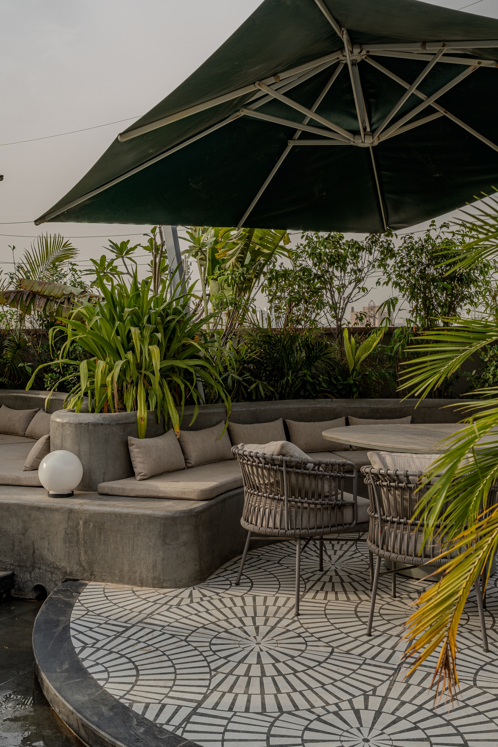 Cafe Delhi Heights – Gurgaon
