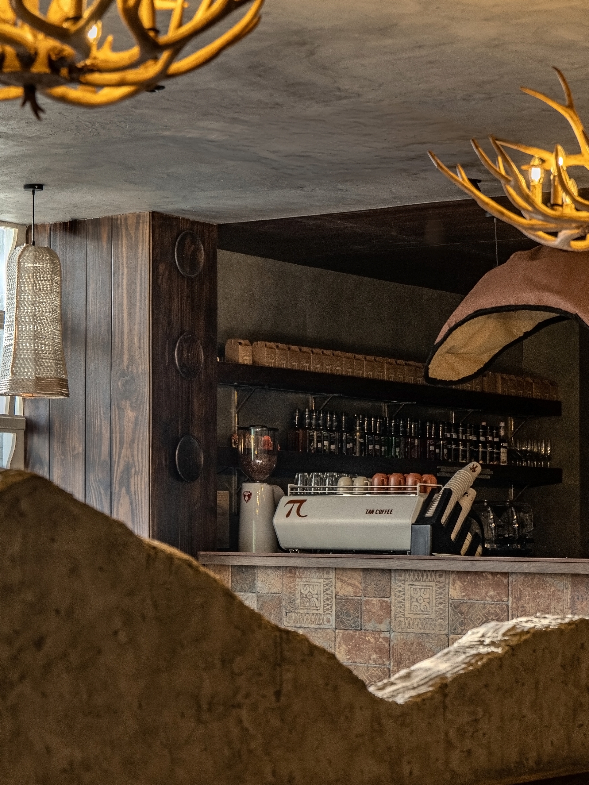 Tan Coffee – Moti Nagar
