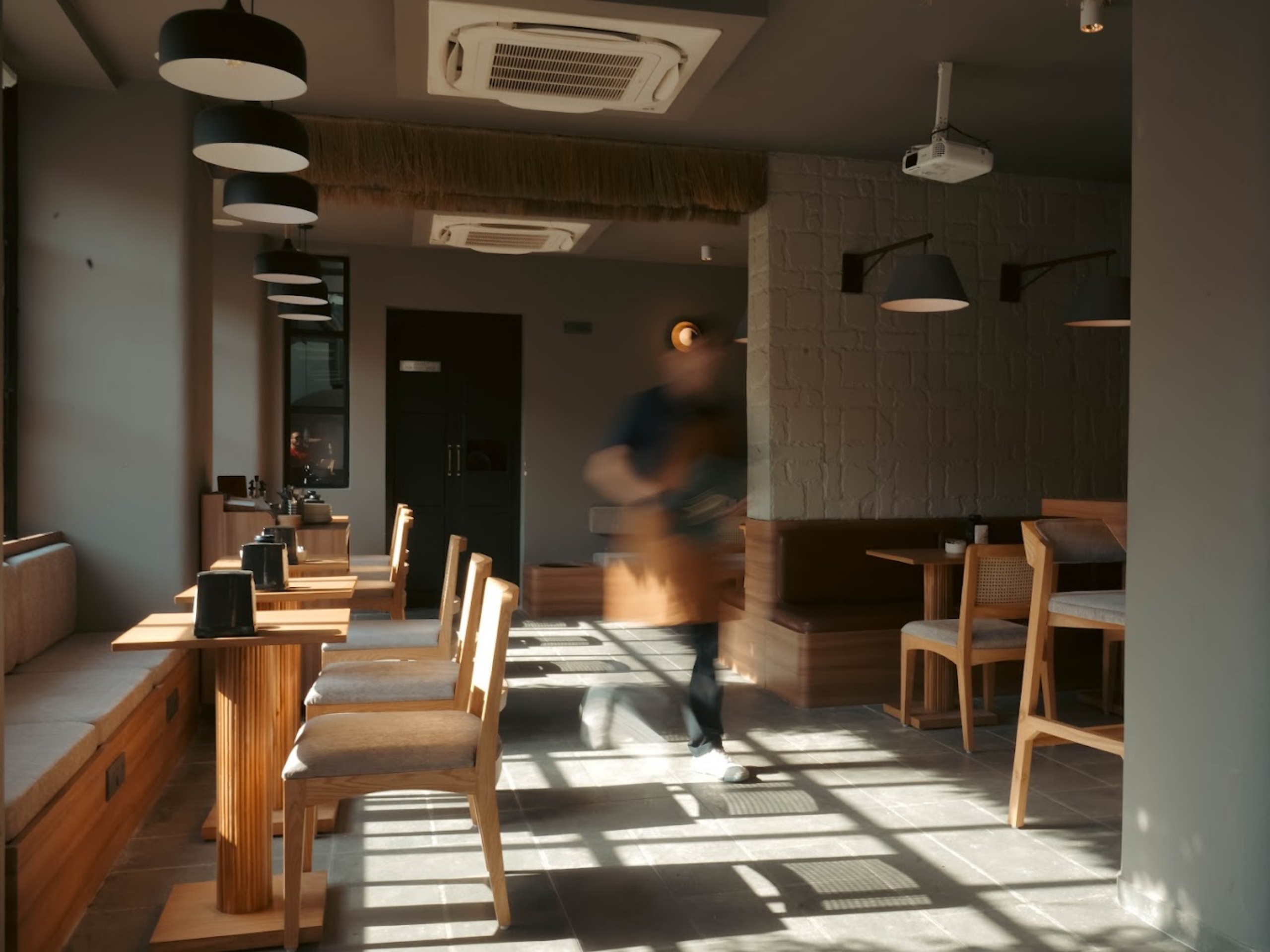 Tan Coffee – Connaught Place