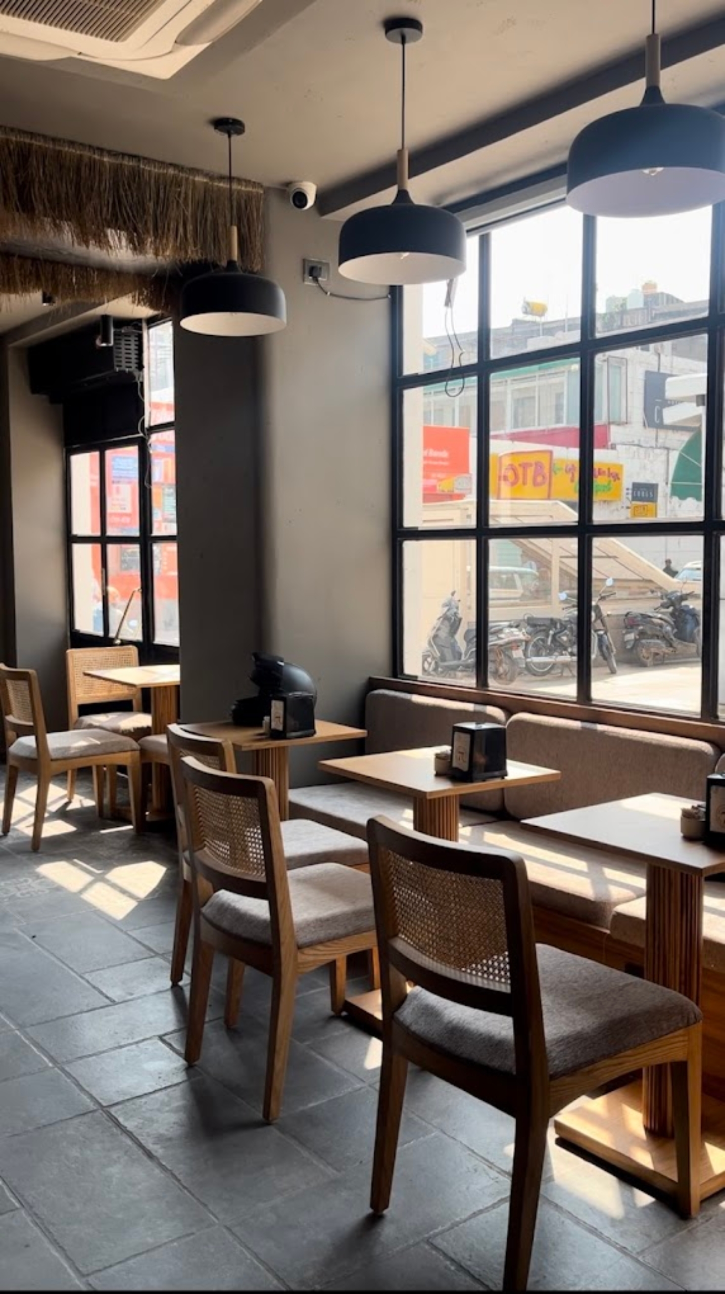 Tan Coffee – Connaught Place