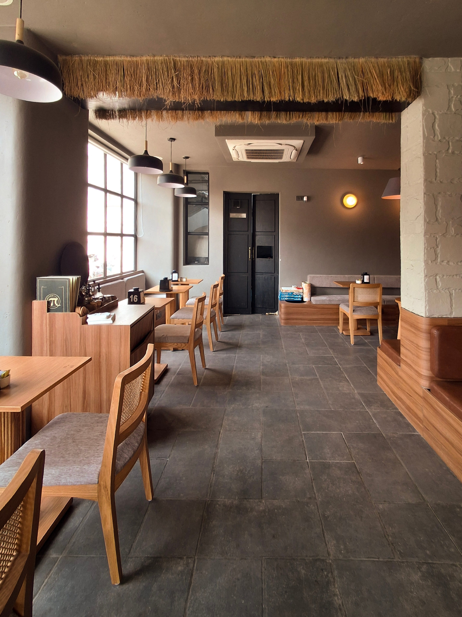 Tan Coffee – Connaught Place