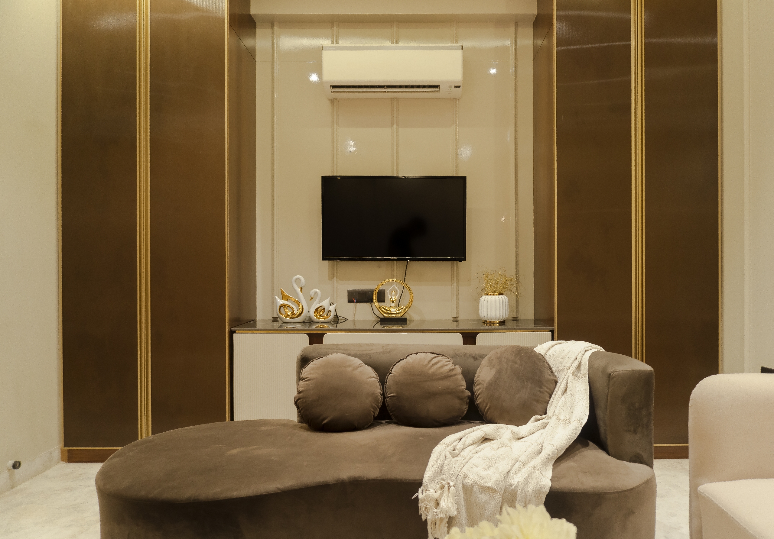 Amber Luxe Residence
