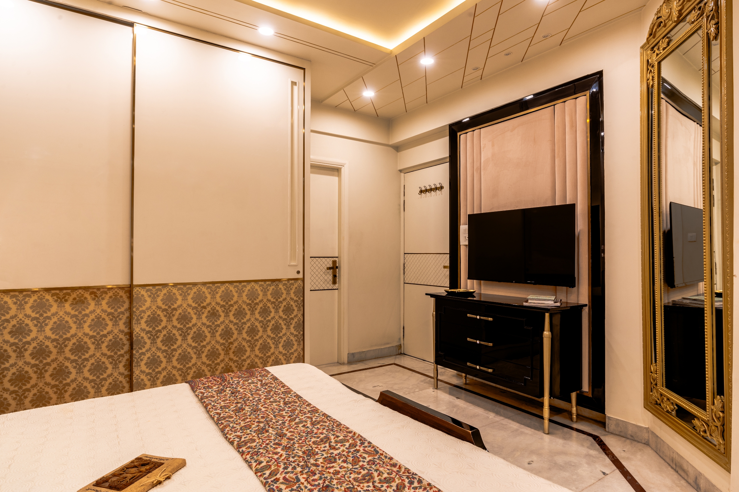 Midas Touch Residence