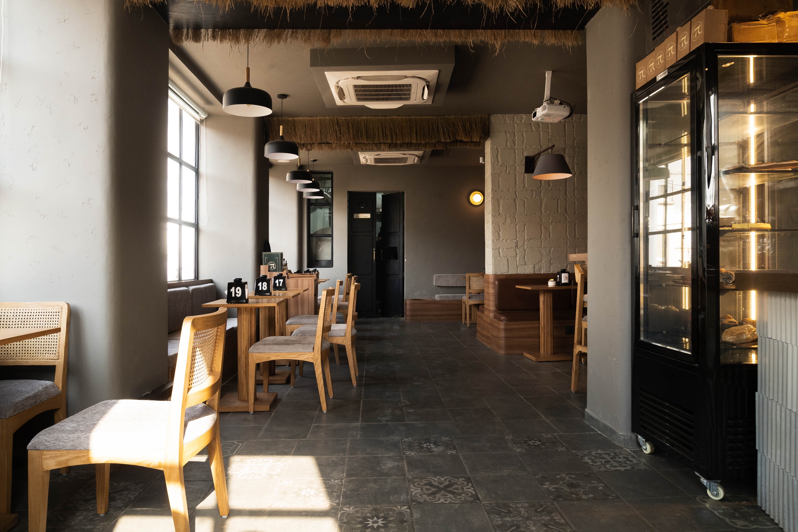 Tan Coffee – Connaught Place